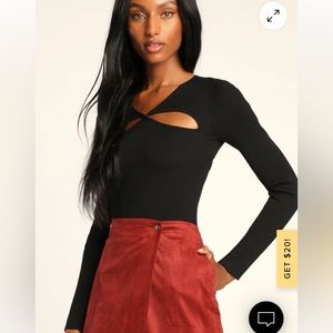 Lulu’s Black Top